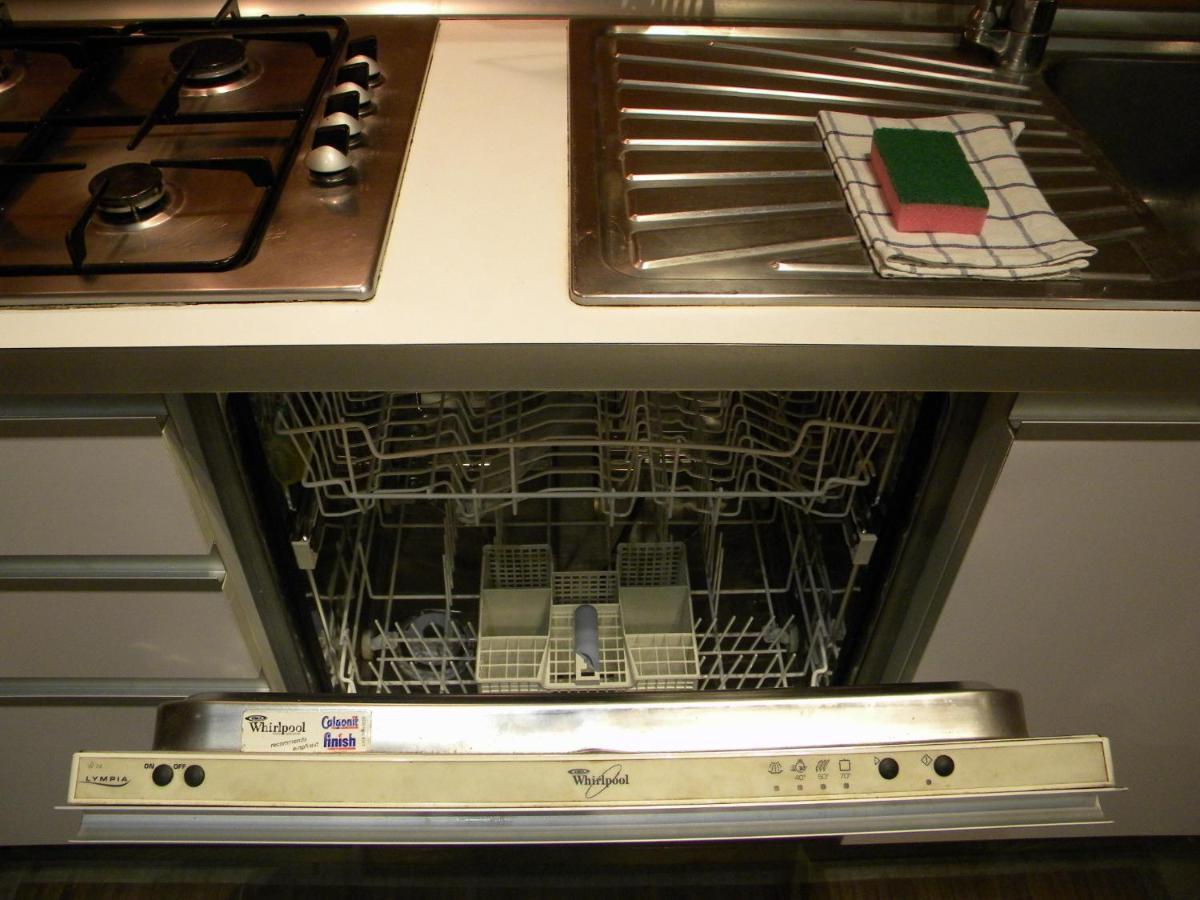 Bologna House Pratello 3 Apartment ภายนอก รูปภาพ